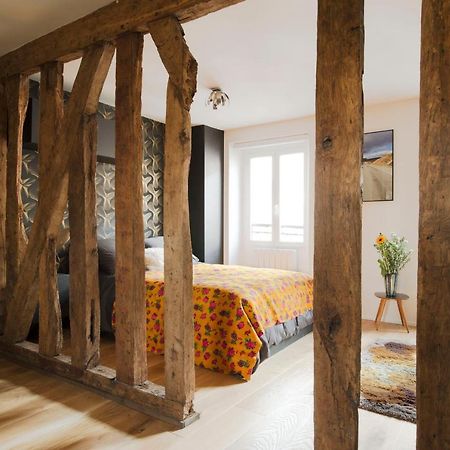 パリLe Marais Calme Et Lumineuxアパートメント エクステリア 写真